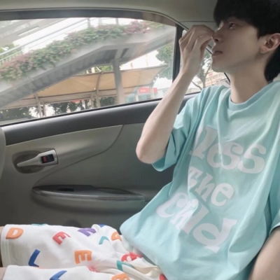  少年感帅气真人男生头像图片,温柔帅气两不误
