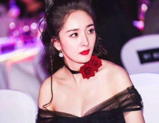  10年前的百事可乐广告,c位已经不温不火,配角杨幂红成一线女星