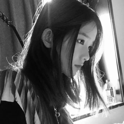  17句伤感的个性签名,我奋不顾身爱的人,最后都成了别人的爱人