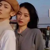  浅暖色系情侣头像真人暖色调情侣头像一对