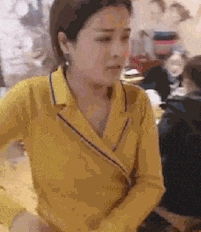  搞笑gif都说了,你酒量不行,非不听