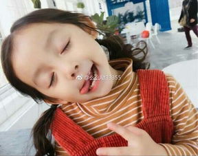  求这个小女孩伸舌头的头像,要没有水印的