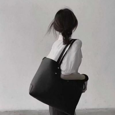 个性气质女头像背影