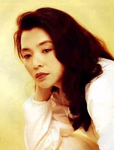  被琼瑶捧红的国民闺女,撒贝宁曾发誓要娶她,39岁至今未嫁