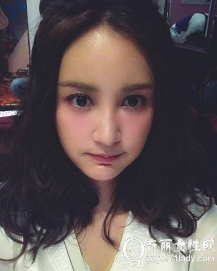  袁弘夫妇婚后首度同台录节目老婆张歆艺晒自拍说老公是猪