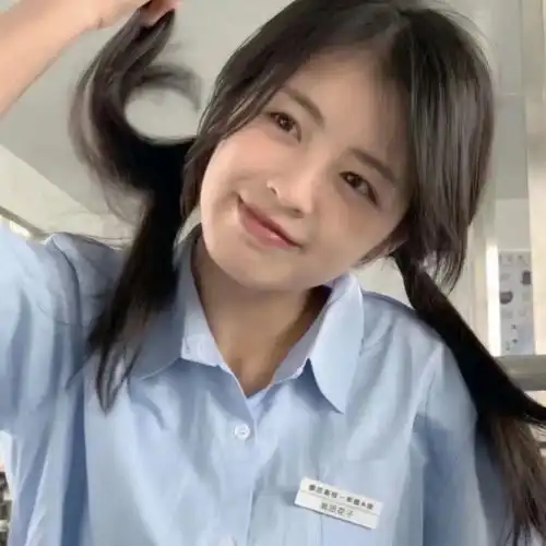  有没有很阳光向上正能量的女生头像