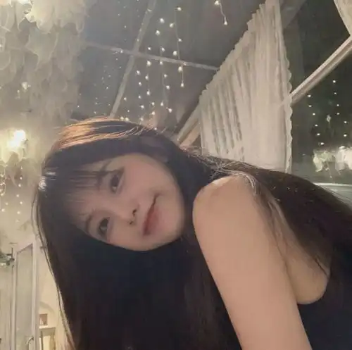  开心快落女生头像记得用哦