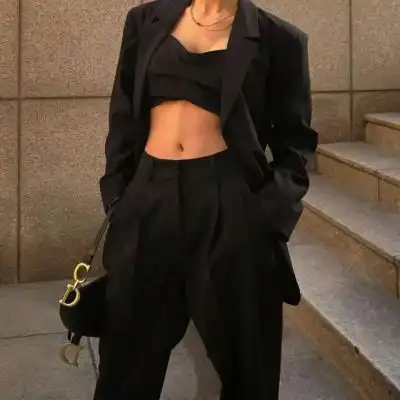 守月仙黑色系女生部位古老的夜晚和遥远的音乐是永恒的 守月仙黑色系女生部位古老的夜晚和遥远的音乐是永恒的