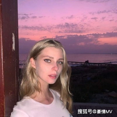  最新欧美情侣头像一人一张欧美情侣头像图片