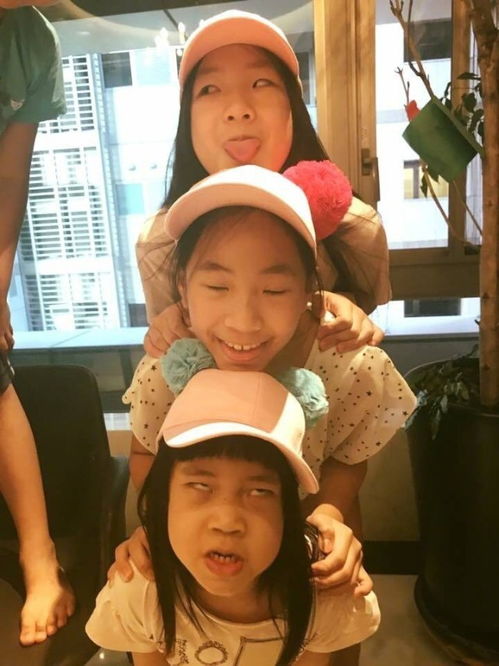  小s大女儿成知名手机品牌大使,走向国际化,拍宣传片鬼马精灵