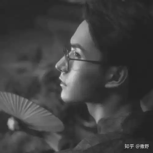  有没有此类风格头像,或者民国时期,宫廷风的头像,