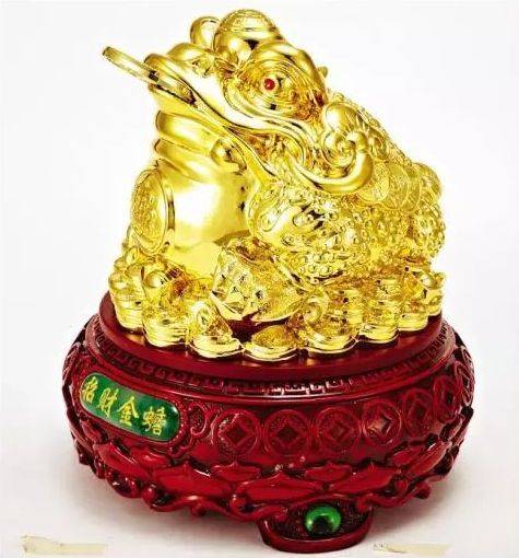  财神招财猫金蟾这些招财吉祥物的摆放也是有讲究的