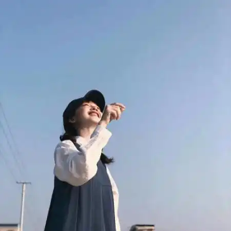  治愈系情侣头像,蓝色治愈系情侣头像一人一张单人