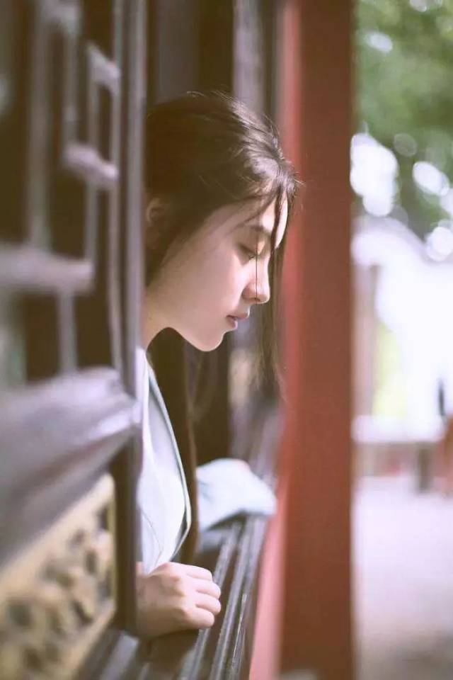  适合发朋友圈的20句心情说说,句句说到心里去了