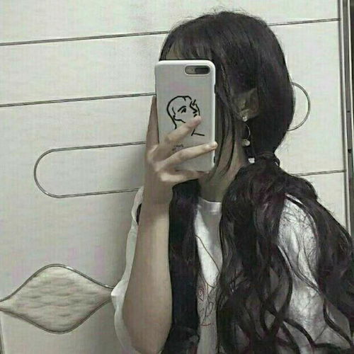  我女朋友微信头像,请问是情头嘛