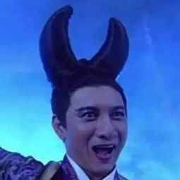  史上最魔性情侣头像污的没眼看
