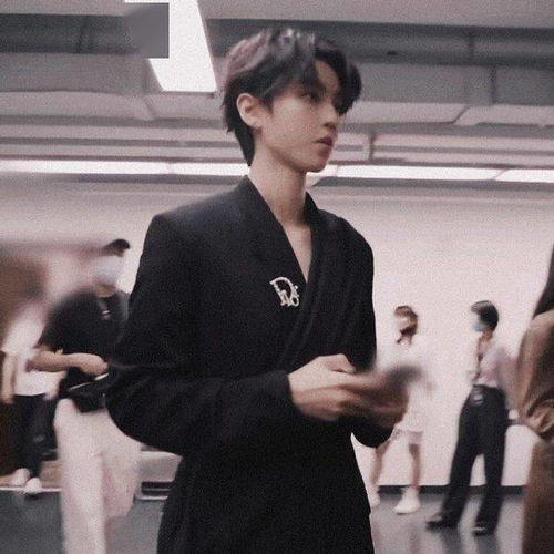  tfboys纪录片曝光,王俊凯造型撩人,网友感慨其终于长大了