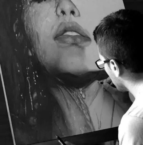  素描彩铅油画水彩超写实绘画大比拼,你喜欢哪个