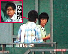  小龙女陈玉莲归隐14年复出拍无线剧