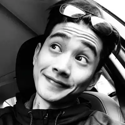  头像男高级质感冷淡风