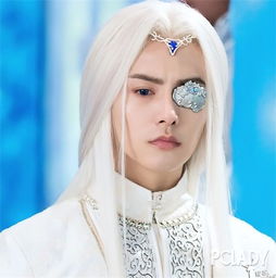  暑期档幻城上映马天宇的皮肤光滑细腻堪比女人