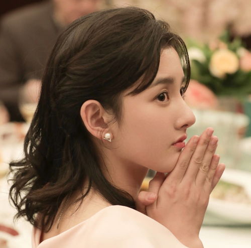  宋祖儿人间清醒直言不懂为何被夸港风美女,全靠滤镜和这两点