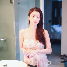  韩国电竞女主播爆红不协调魔鬼身材j杯吸睛