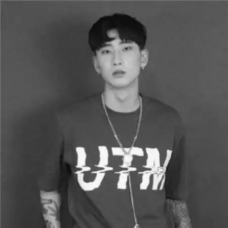 黑白情侣头像,黑白情侣头像一男一女 黑白情侣头像,黑白情侣头像一男一女