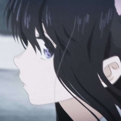  侧脸绝美动漫女头