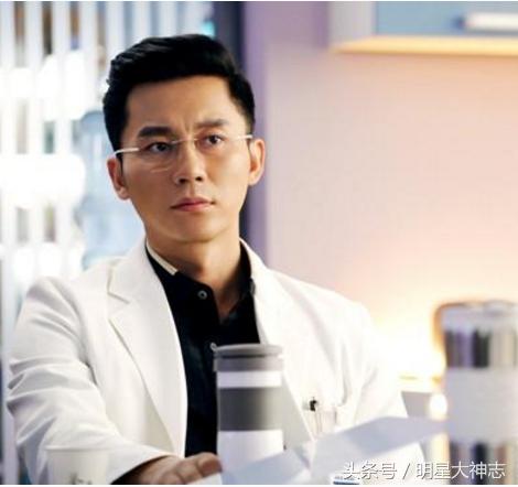  属于男明星的制服诱惑李晨刚正靳东禁欲李钟硕萌翻天