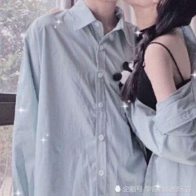  情侣头像骚气一点的真人两对骚气十足的半身部位情侣头像