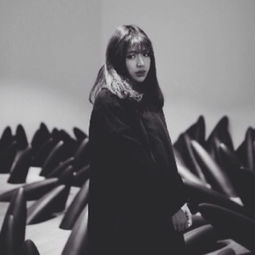 黑暗病娇风格头像孟美岐