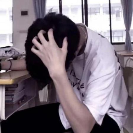  微信男生背影头像图片,伤感的男人堕落一点的