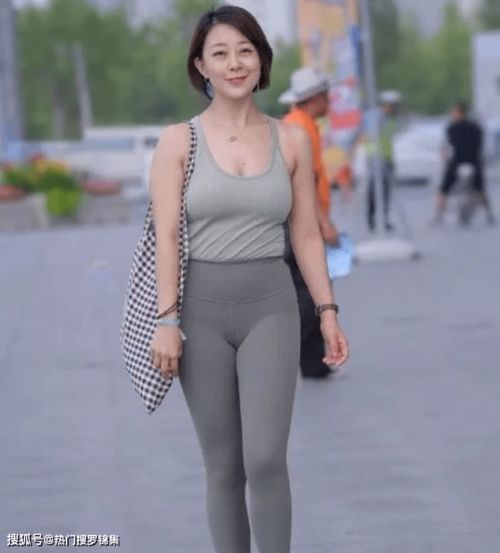  幽默笑话今天上班时候,公司女同事跟我说哥,今天领导问我是不是还单身段子