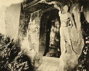  1918年,拍摄的天龙山石窟佛影