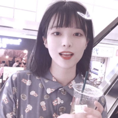  沈奈恬闺蜜头像小姐姐