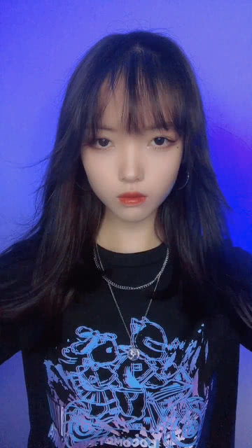  捂脸换装,缺一个欧美妆