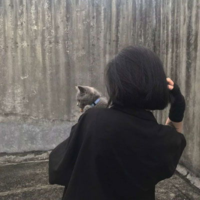  短发背影头像,气质女神美好的一天