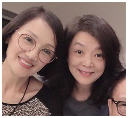  一众老戏骨聚会,60岁陈玉莲皱纹明显难掩老态,65岁韩马利精神好
