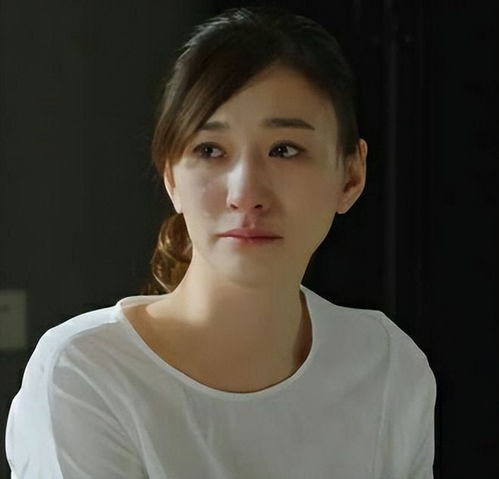  前任花五亿娶他闺蜜,出道18年里换过4次名字,如今40岁仍然单身