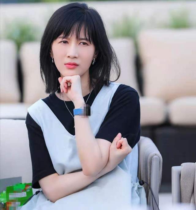  网络主播收入曝光李佳琦超18亿papi酱1个亿