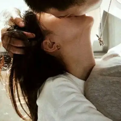  月亮丢了小洋裙治愈系唯美情侣头像我要个性网