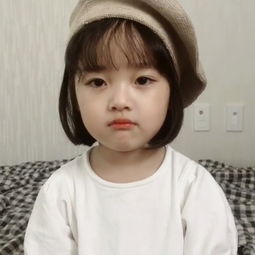 可爱小孩头像无水印小女