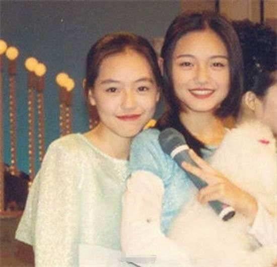  关晓彤姐姐似假小子,张雪迎和姐姐美得好像啊