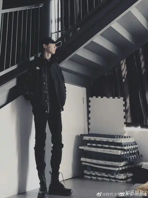 如何拥有马嘉祺的腿  如何拥有马嘉祺的腿