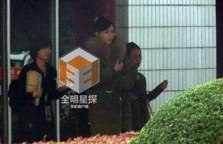  承认和罗晋恋爱唐嫣直播自曝要主妇行列了
