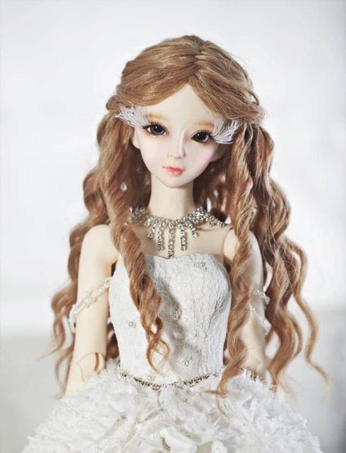  心理测试选一个最美丽的娃娃,测你最容易遭到哪种人的嫉妒