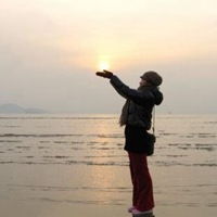  冬季海边唯美女生头像微信头像图片大全