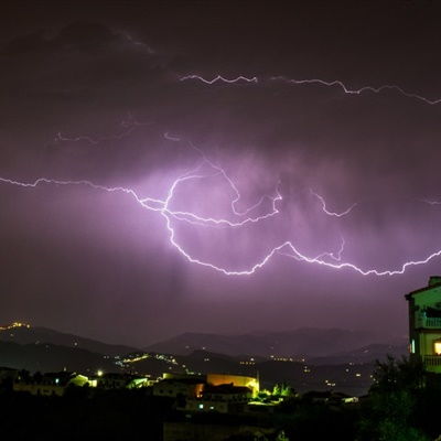  雷电风景头像恐怖的雷电风景图片