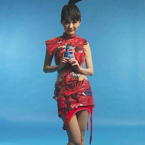  杨幂身材到底多有料这组10年前可口可乐广告,让人挪不开目光